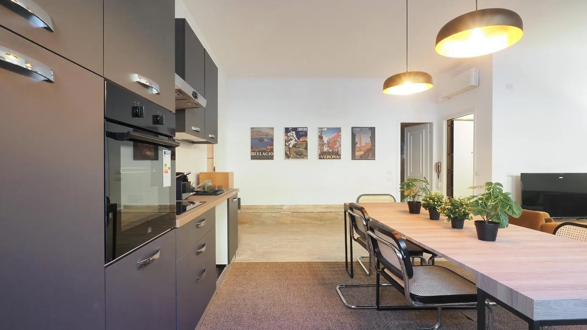 Homnest I Milano Duomo Penthouse Apartment
