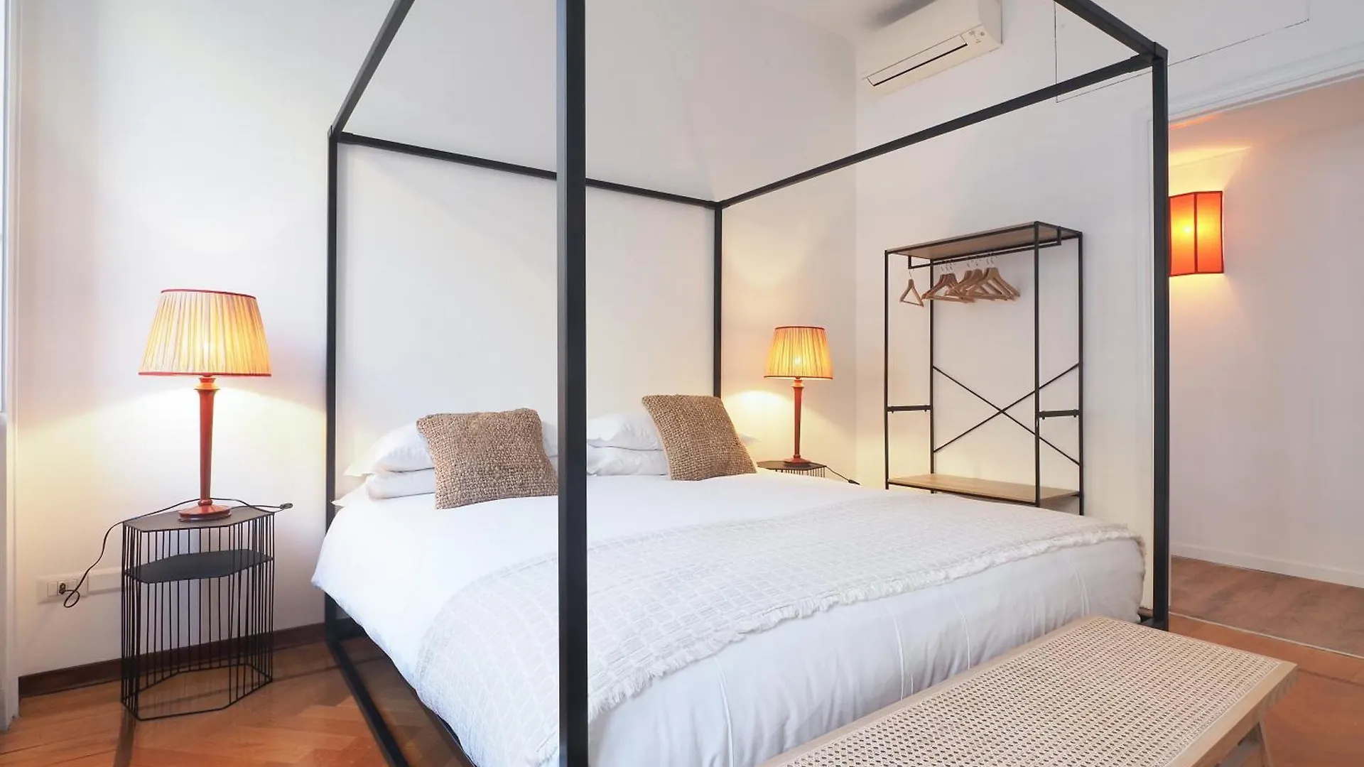 Homnest I Milano Duomo Penthouse Apartment  Milan