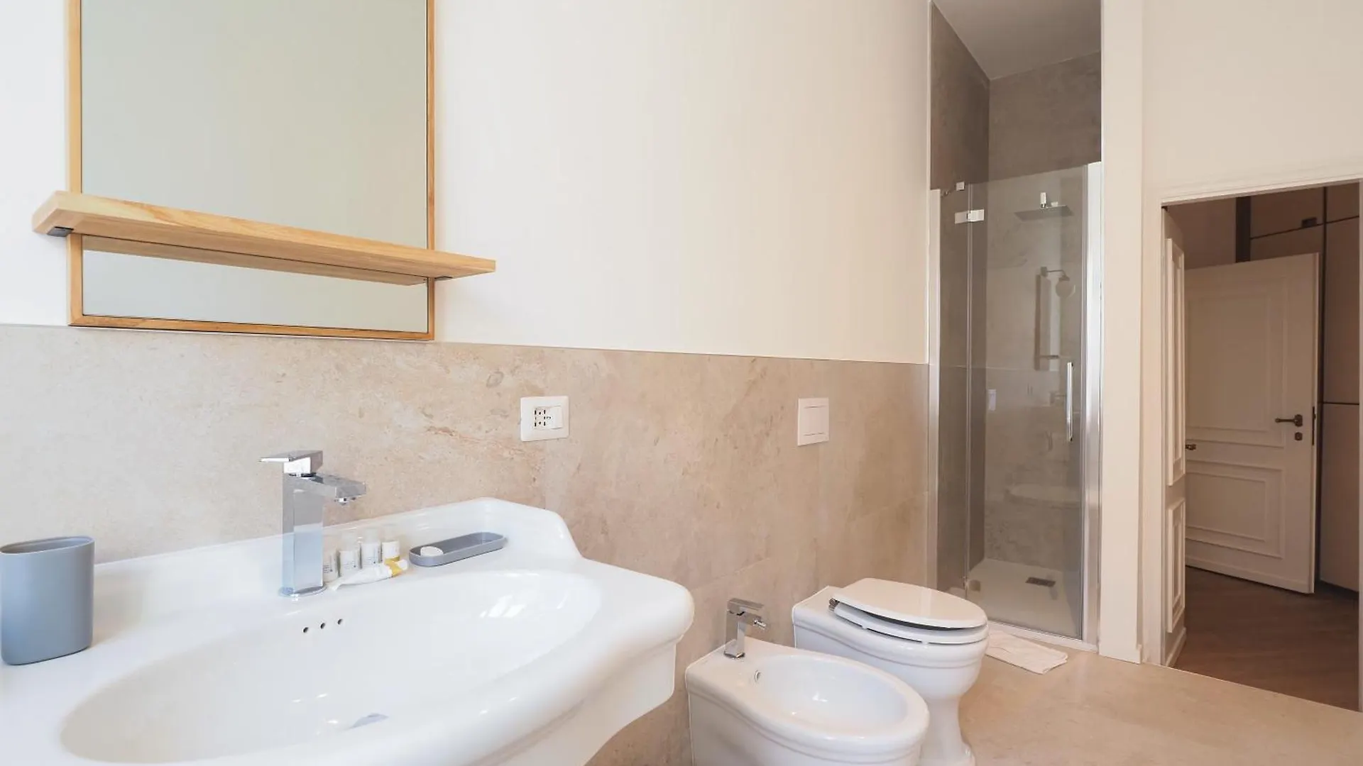Homnest I Milano Duomo Penthouse Apartment
