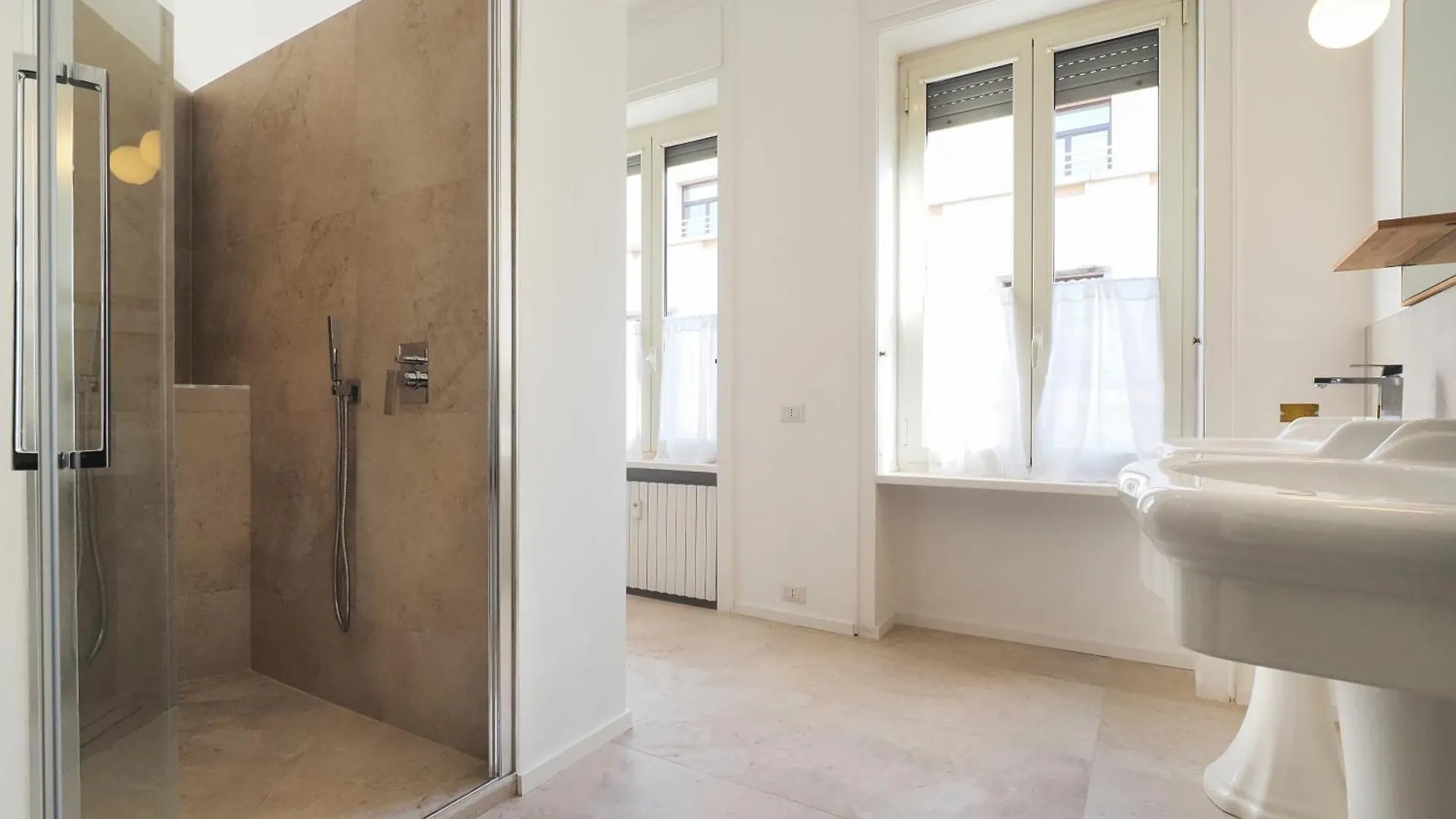 Homnest I Milano Duomo Penthouse Apartment