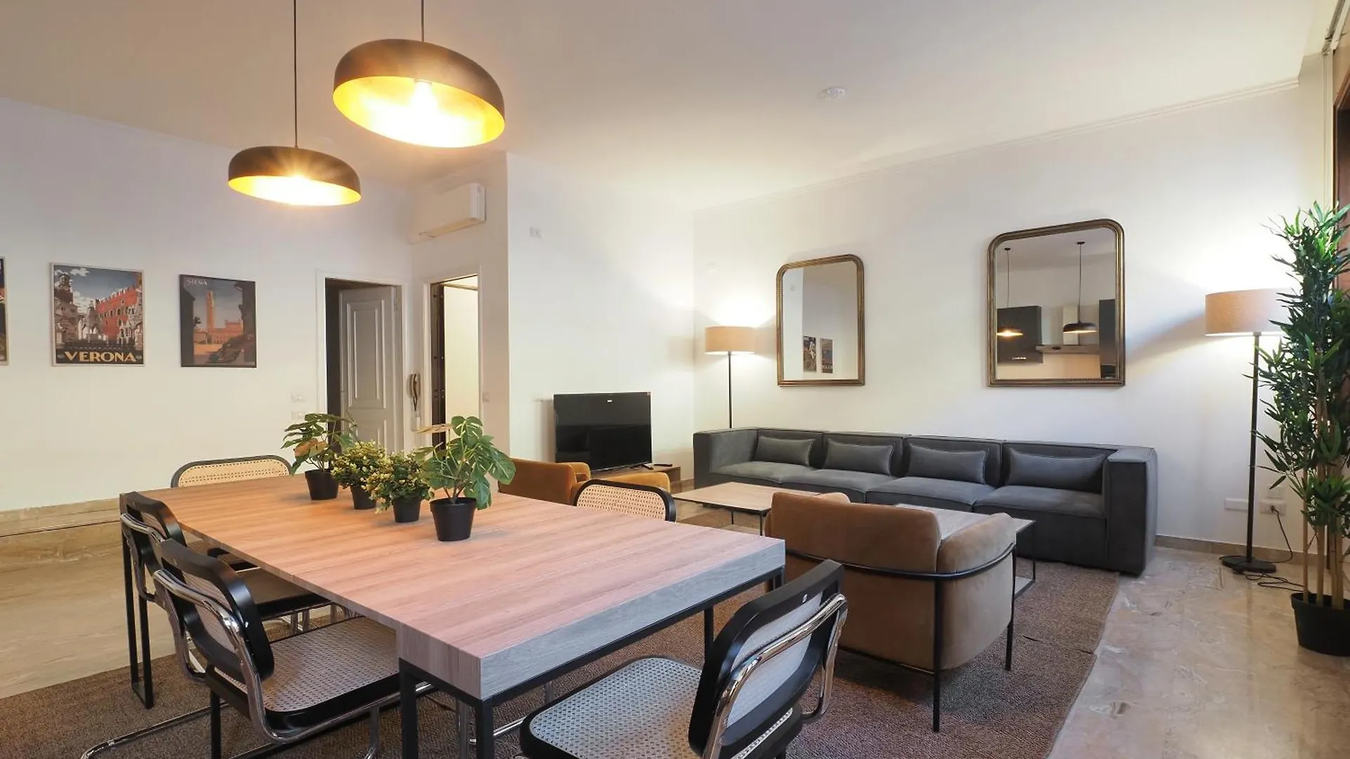 Homnest I Milano Duomo Penthouse Lägenhet 0*,  Italien
