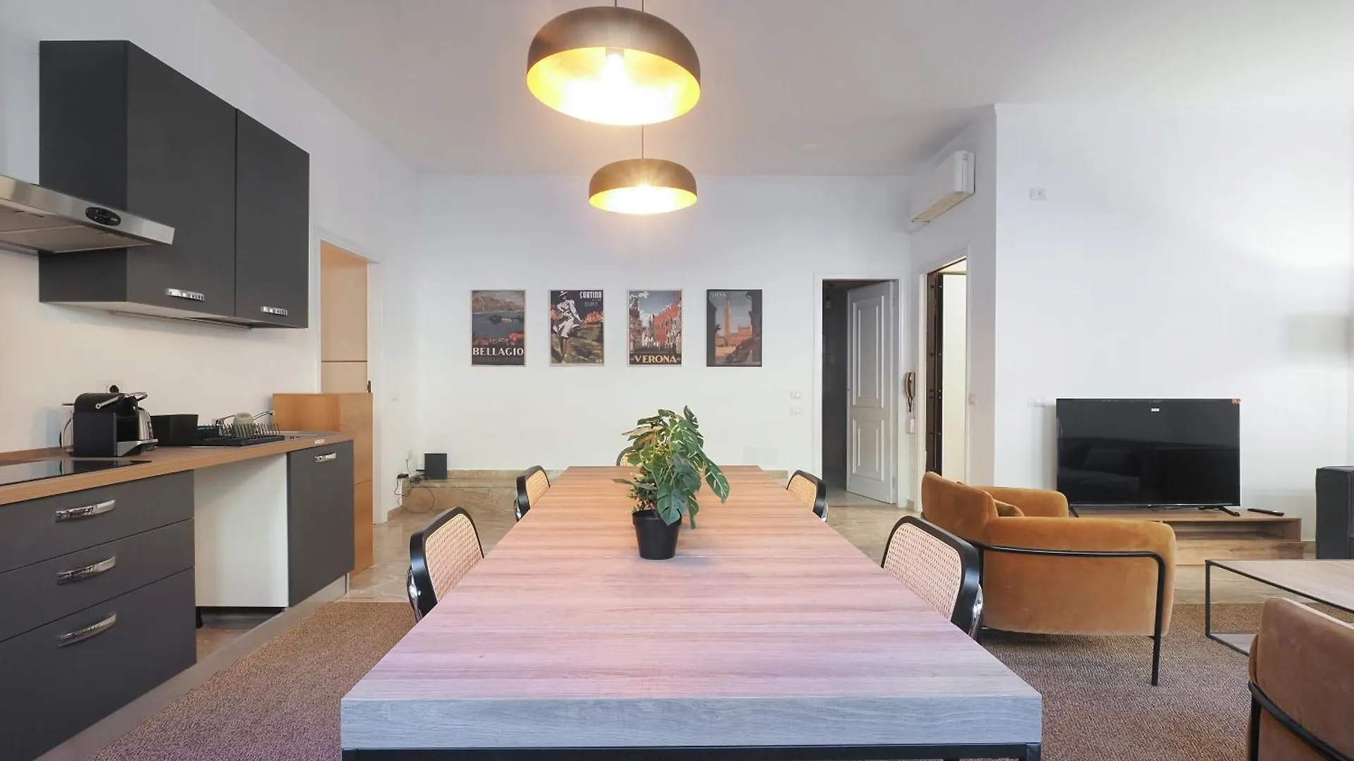 Homnest I Milano Duomo Penthouse Lägenhet